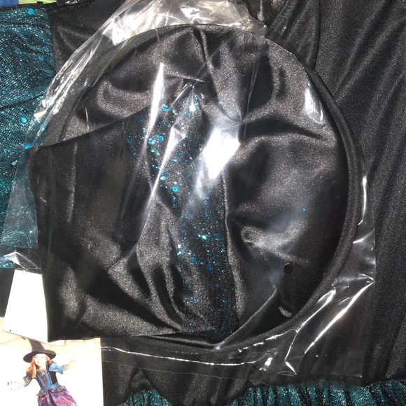 !!LAST ONE!! Mystery Witch Girls Costume M 7/8 - Picture 8 of 8